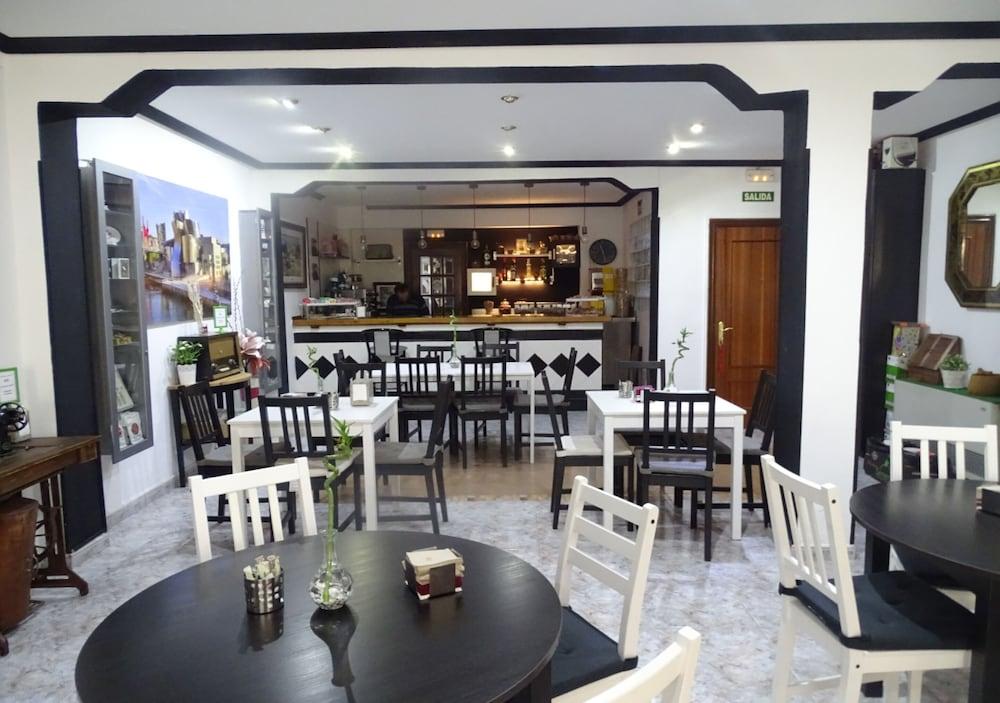 Arenal Suites Бильбао Экстерьер фото
